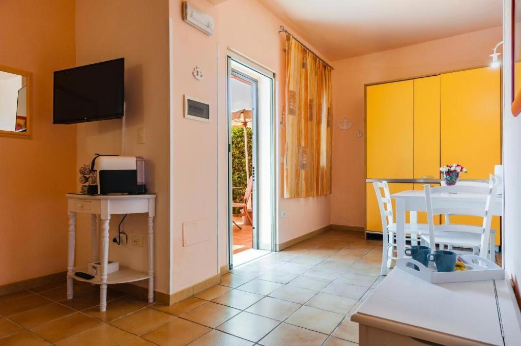 Calliope'S Apartments - Stella Del Mare Syracuse Exterior foto